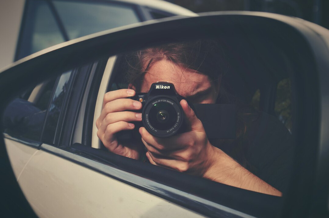 private investigator on surveillance